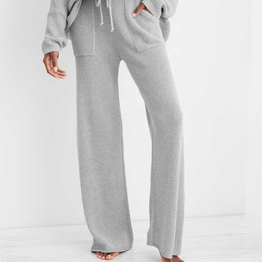 ❕ISO❕high waisted sweater pant